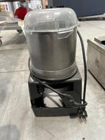 Cutter de table Robot-coupe R3 3000, dimensions : 20x29x46 c… (photo 2)