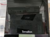 une photo d'une balance numérique dans un magasin