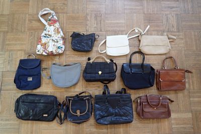 [VINTAGE] Lot de 12 sacs à main/sacoches en cuir et divers c…