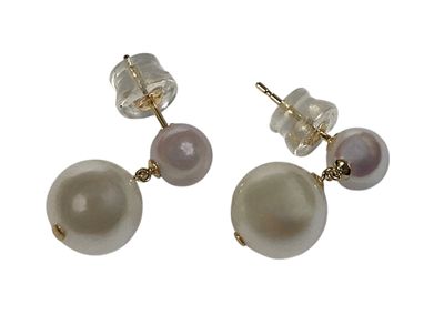 PAIRE DE PENDANTS D'OREILLES en or jaune 750/1000 ornés de 2…
