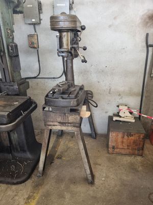 Perceuse d'établi CINCINNATI CHOMIENNE type PE avec son supp… - Photo 1