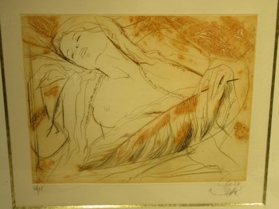 dessin représentant une femme allongée sur le dos, avec un cheval en arrière-plan