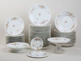 a lot of plates that are stacked on top of each other