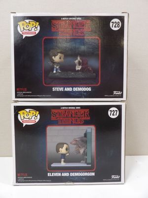 deux boîtes de jouets dérivés de la série télévisée « Stranger Stranger Stranger Stranger Stranger Stranger Stranger Stranger Stranger Stranger Stranger Stranger »