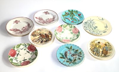 Ensemble de 9 assiettes décoratives en faience et barbotines dont : Sa - Photo 1