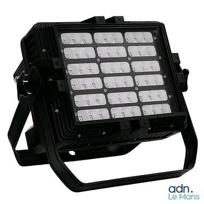 Le projecteur LED est un bon choix pour l'éclairage extérieur.