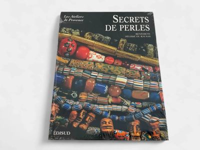book cover of the secrets of the perries