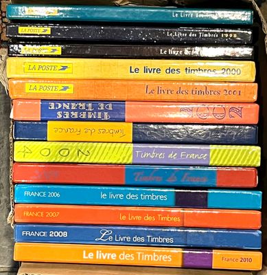 livre de timbres : 13 livres de 1997 à 2010 Faciale 730 €