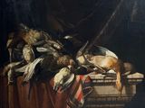 un tableau représentant un tas d'oiseaux morts posés sur une table