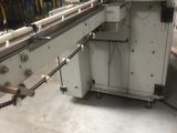 l'image d'une machine installée dans un entrepôt