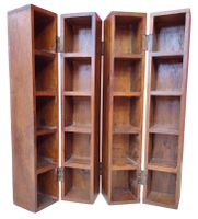 Meuble de rangement modulaire en bois.