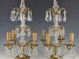 paire de candélabres anciens en laiton et cristal