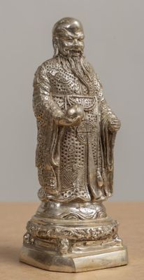 CHINE, XXème siècle. Shoulao. Sculpture en bronze argenté, s…
