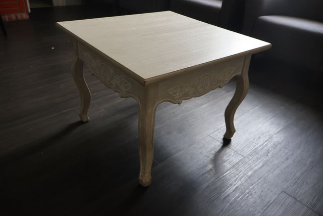 Table basse cérusée blanc