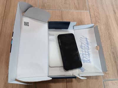 Smartphone APPLE IPhone X Se trouve à l'hôtel des ventes - Photo 1