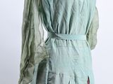 green dress on mannequin mannequin mannequin mannequin mannequin mannequin mannequin mannequin mannequin manne