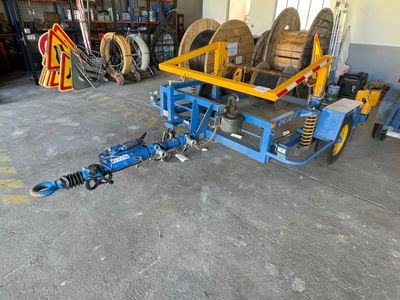 an image of a machine that is sitting in a garage