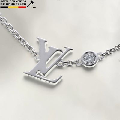 Collier Louis Vuitton orné d'un diamant, monté sur une chaîne en argent