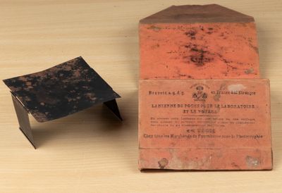 Lanterne de poche pour le laboratoire et le voyage.