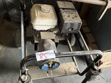 une photo d'une machine posée sur une palette