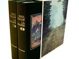 deux livres superposés