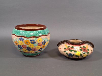 pair of chinese cloise vases with floral decoration