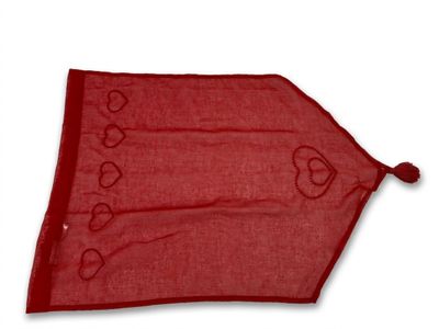 une image représentant une nappe rouge ornée de cœurs