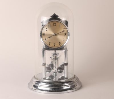 Pendule électrique 800 jours brevetée sous globe. Style Art …