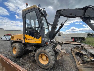 -Pelle mécanique sur roue -Marque Mecalac
