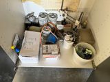 an image of a small room with a bunch of items