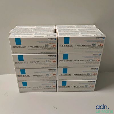 four boxes of the same product are stacked on top of each other