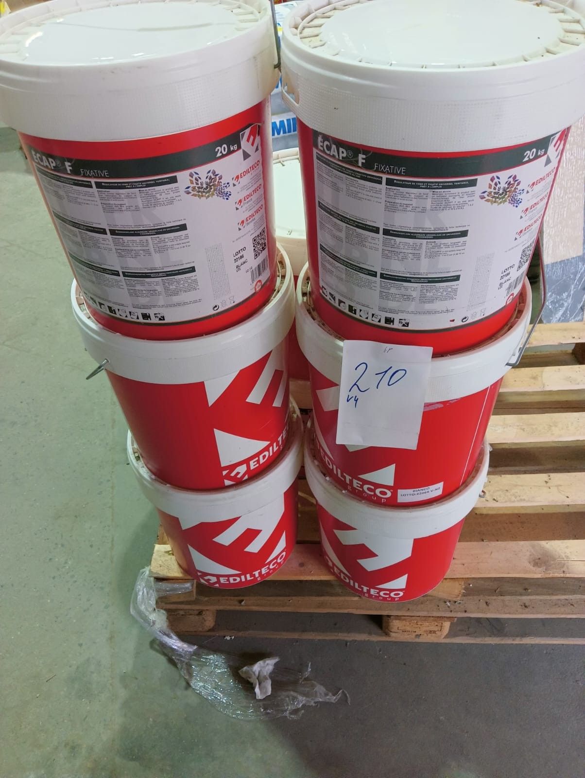 Lot de 6 seaux de 20 kg de fixateur universel teintable EDIL…