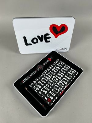 MONTRE SWATCH modèle GB246 "Love seconds". Edition limitée p…