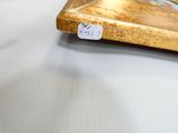 une photo d'une photo posée sur la table, avec une étiquette de prix