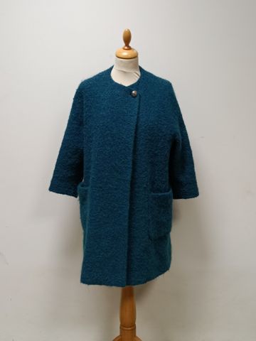 Hugo BOSS - Manteau en laine bouclée bleu. T 42