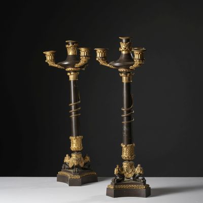 paire de candélabres anciens en bronze et marbre