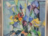 une peinture à l'huile représentant un vase de fleurs devant une fenêtre