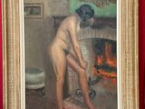 un tableau représentant une femme nue debout devant une cheminée