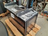 l'image d'une machine posée sur une palette