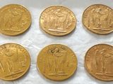 six souverains d'or britanniques, un souverain, un souverain, un souverain et un souverain