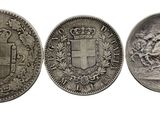 trois pièces d'argent représentant les armoiries de deux hommes et de deux femmes