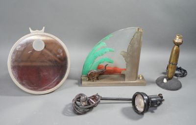 a lot of items that are sitting on a table