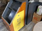a machine that is sitting in the middle of a room