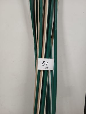 Lot de 19 baguettes décoratives coloris vert et beige, dimen…