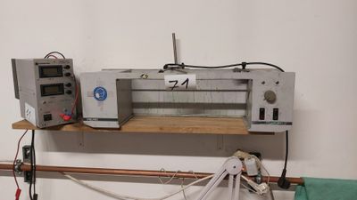 a machine that is sitting on a shelf in a room