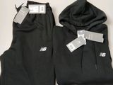 un pantalon de survêtement New Balance noir