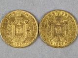 deux souverains d'or, dont l'un est orné d'une couronne et l'autre d'un blason