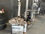 a machine that is sitting in the middle of a room