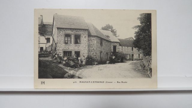 Magnat-l’Étrange : Rue Roulet (HM 426). TBE.
