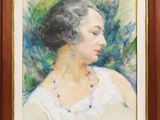une peinture à l'huile représentant une femme en robe blanche portant un collier